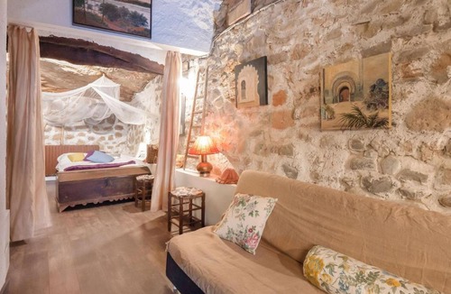 Tolva House | Rural Holiday Home in Tolva near near Mont Rebei Lake
