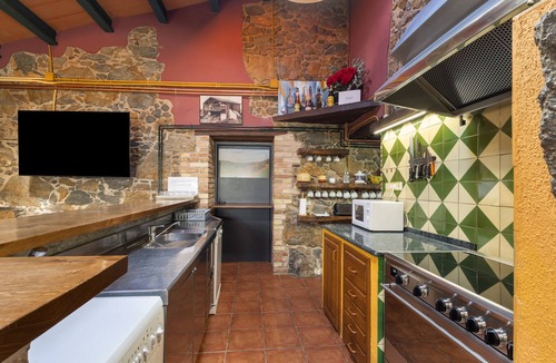 Santa Maria de Besora House | Rural House 'Cal Nan' with Mountain Views, Shared Pool and Wi-Fi