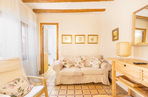 Juncosa House | Rural House 'Casa Estel Miracle' with Private Terrace and Patio