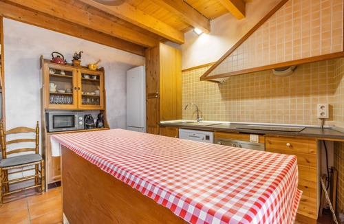 Savalla del Comtat House | Rural House 'Cal Xavier De Segura' with Private Pool, Private Garden and Wi-Fi