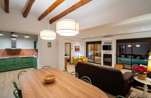 Torrelles de Foix Cottage | Rural house Cal Baldó