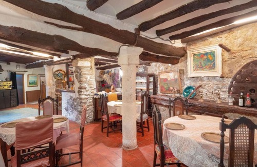 Tolva House | Rustic Holiday Home in Tolva near Mont Rebei Lake
