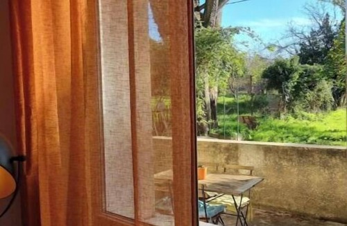 Loriol-sur-Drome House | Séjour Bucolique au Calme - Charming 2-room apartment in a wooded park