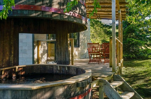 Riocaud Cabin | Séjour Détente Dans une Tiny House et son Bain Bordelais