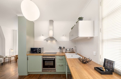 Saint-Thomas-d'Aquin Apartment | Saint-Germain Chic One Bedroom