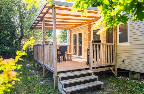 Saint-Laurent-de-Medoc House | SAINT-JULIEN CLIM 3-Bedroom Mobile Home (DIM) - Sleeps 6