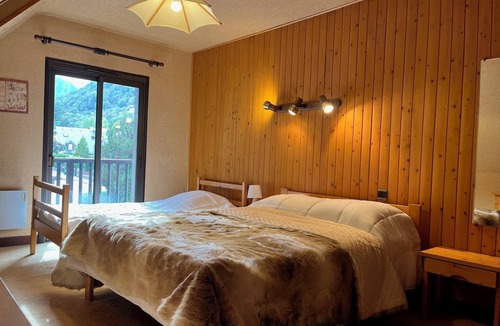 Saint-Lary-Soulan House | SAINT LARY VILLAGE - LAS PALOMAS - HOUSE 10/12 PERS - CLOSE TO AMENITIES