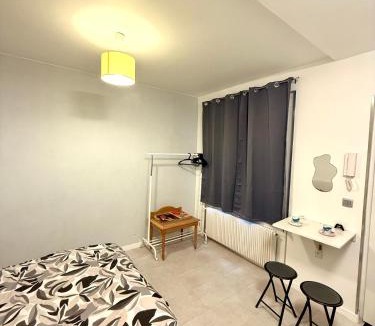 L'Europe Apartment | Saint Lazare Liege Paris