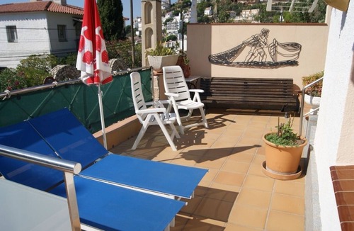 Almadraba-Canyelles Apartment | Santa Barbara - Three Bedroom Apartment, Sleeps 6