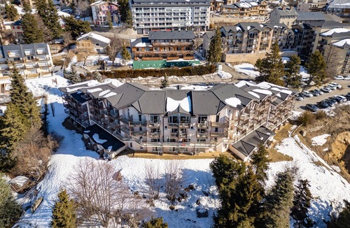 Font-Romeu-Odeillo-Via Apartment | Scenic Mountain View Apartment for 2