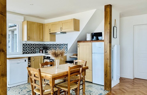 Asnelles House | Seafront house, exceptional view of D-Day beach, Arromanches