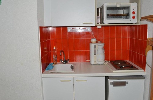 Plage d'Argeles Apartment | Seaside 2BR/1BA Apt with Balcony, Sleeps 6 - Near Beach, Elevator, Prime Location!