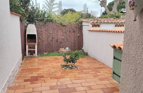Le Grau-dʼAgde Villa | Seaside vacation home.