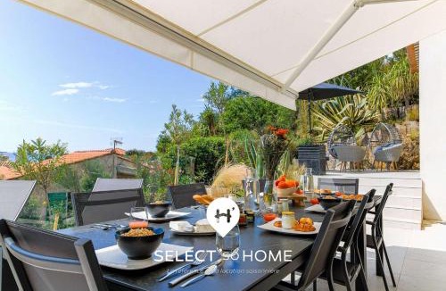 Le Lavandou Villa | SELECT'soHOME - Villa avec piscine, spa et babyfoot pour 10 à proximité de la plage d'Aiguebelle ! - 5 ETOILES - VILLA MANDARINIERS