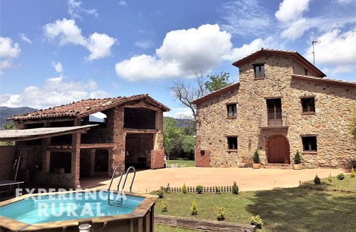 Les Preses Cottage | Self catering La Cantina for 14 people