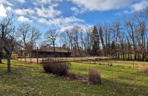 Trevignin House | Semi-detached house between lake and mountains with horse-riding facilities