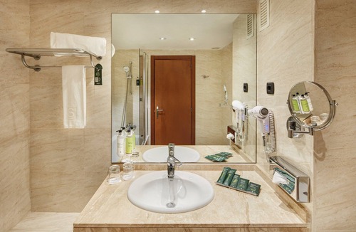 Cornella de Llobregat Hotel | Sercotel Cornella Barcelona