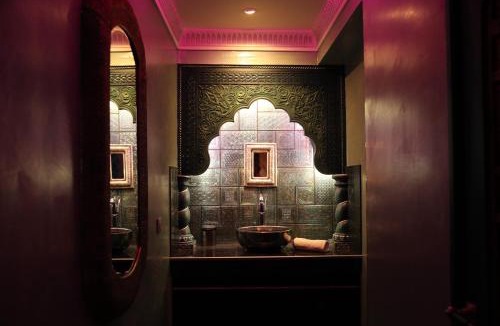 Vaise Hotel | Sheherazade