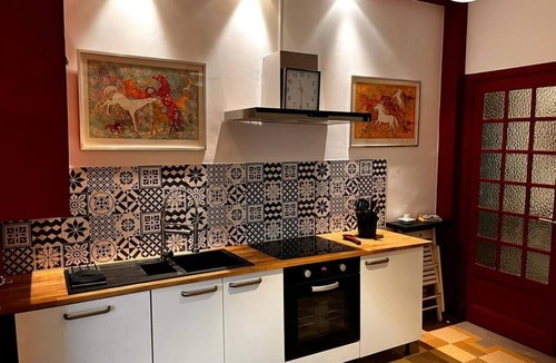 Chateauvert Apartment | SIGNATURE ART DECO APARTMENT