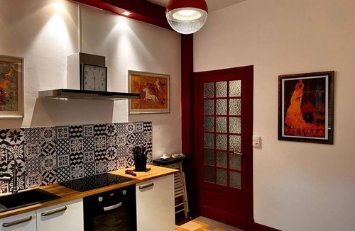 Chateauvert Apartment | SIGNATURE ART DECO APARTMENT