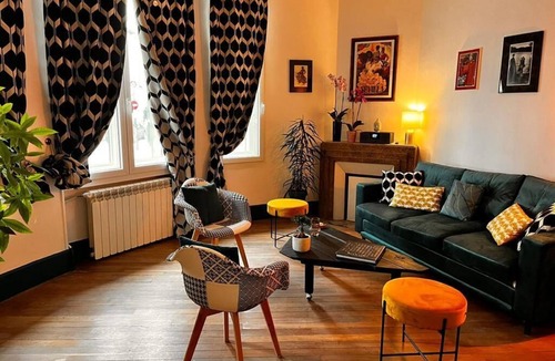Chateauvert Apartment | SIGNATURE ART DECO APARTMENT
