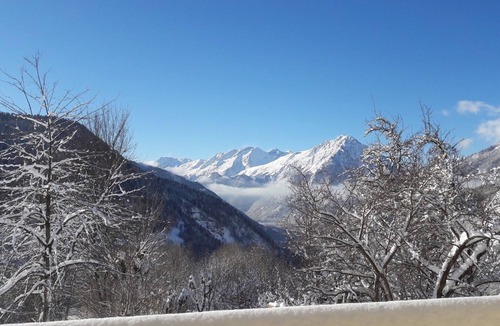 Vaujany Ski Chalet | Ski Chalet in Vaujany, Alpe D'Huez, sleeps 6 with incredible views