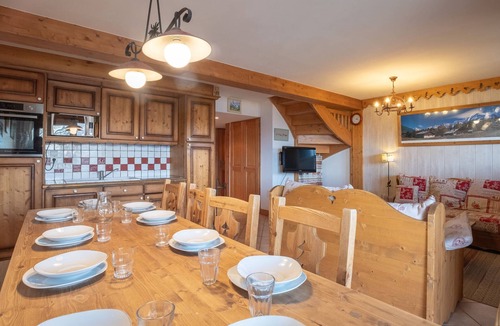 Bisanne 1500 Apartment | Ski-in duplex with parking and WIFI at Bisanne 1500
