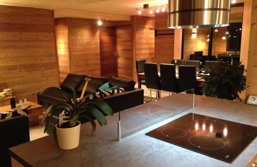 Valmorel Apartment | ski slopes of the Gd Domaine de Valmorel apartment 10 people + private sauna