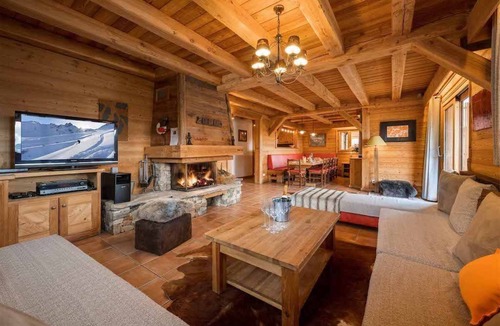 Huez Ski Chalet | Skis aux Pieds ! Chalet + Sauna & Jacuzzi Privés