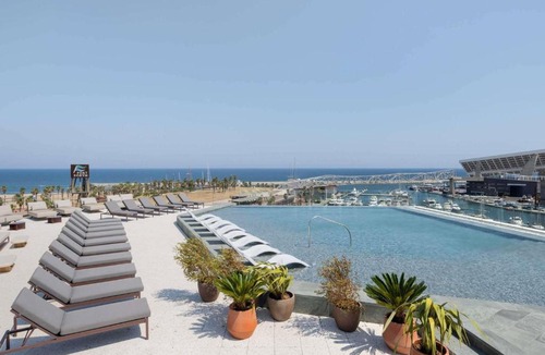 Sant Adria de Besos Hotel | SLS Barcelona