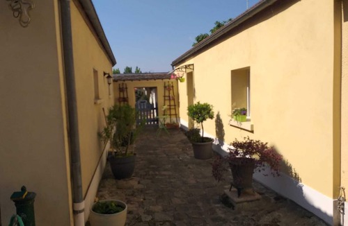 Bonneuil-sur-Marne House | Small detached house 20min from Paris