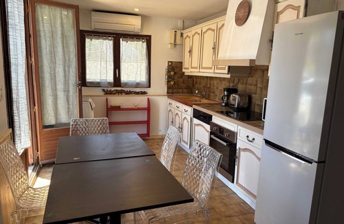 Gallician House | Small fisherman's cottage in a Petite Camargue hamlet