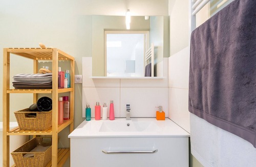 Lyon City Centre Apartment | SmartStay Studio - Jean-Macé