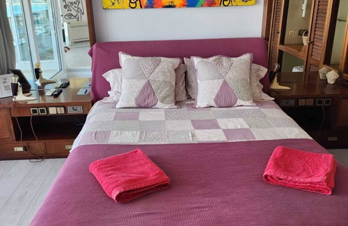 L'Escala House | Solo Atico Guest Suites