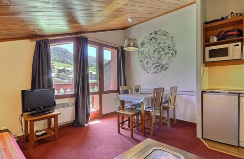 Plagne Soleil Apartment | South-facing apartment at slopes, 5 people, balcony