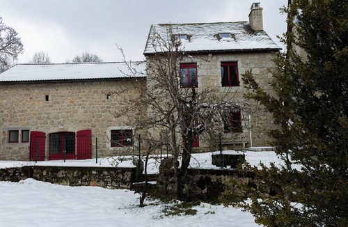 Saint-Denis-en-Margeride Cottage | Southern France Languedoc Roussillon holiday house weekly rent for bedrooms