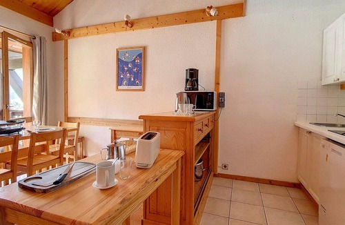 Saint-Martin-de-Belleville Apartment | Spacious Duplex 8 pers · Ski-in/Ski-out · Balcony