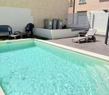 Saint-Cyprien Villa | Spacieuse villa a St Cyprien pour 15
