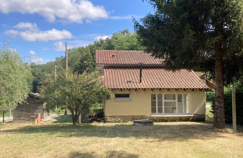 Rancon Cottage | Spacious 2-Bedroom Rural Cottage with Large Private Garden