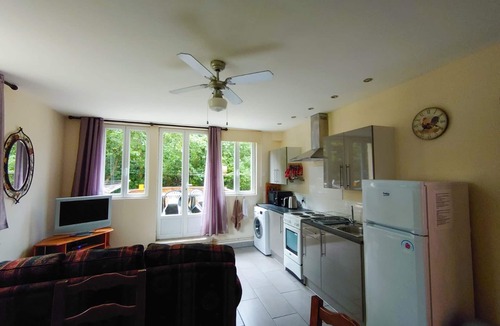 Belvianes-et-Cavirac Apartment | Spacious 2 Bedroom Ground Floor Apartment with shared pool & mountain views