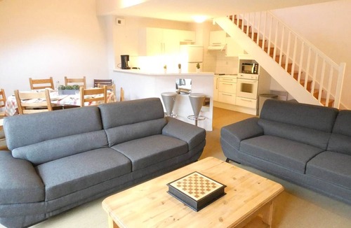 Saint-Lary-Soulan Apartment | Spacious 3-Bedroom Duplex with Balcony & Parking, Sleeps 8 - Saint-Lary-Soulan