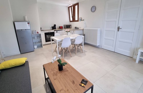 Cran-Gevrier Apartment | Spacious 3 bedroom apartment near Annecy Center