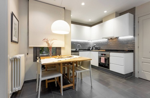 Sant Gervasi Apartment | SPACIOUS AND CLASSY APARTMENT IN SARRIA-SANT GERVASIO