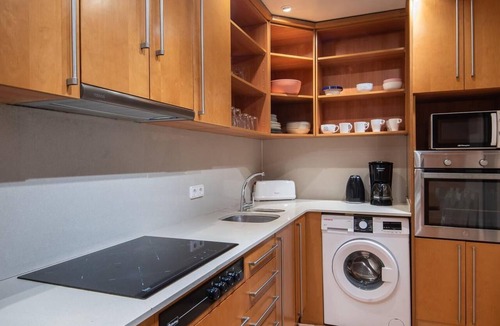 Sant Antoni Apartment | Spacious and comfortable Apt. in the city center