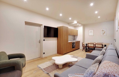 Gare Apartment | Spacious Apartment - 2BR/10P - Place d'Italie