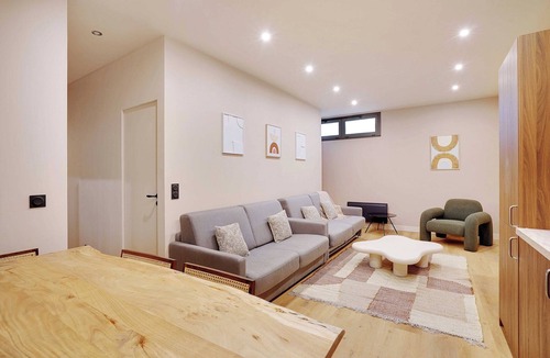 Gare Apartment | Spacious Apartment - 2BR/10P - Place d'Italie