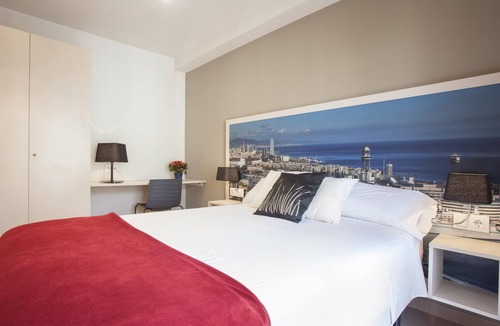 El Camp de l'Arpa del Clot Apartment | Spacious apartment near the Sagrada Familia