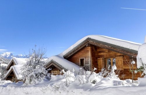 Bisanne 1500 Ski Chalet | Spacious chalet in Bisanne 1500 with WIFI and stunning view