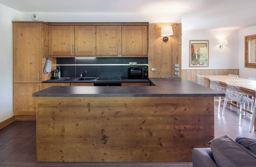 Champagny-en-Vanoise Apartment | Spacious duplex 125m² - 4 bdr - SKI IN/OUT CHAMPAGNY LA PLAGNE - linen included