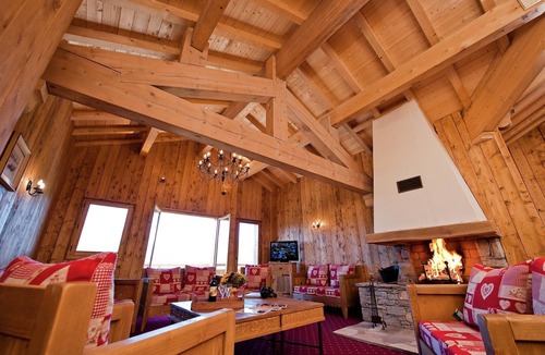 La Rosiere Apartment | Spacious Ski Chalet w/Pool